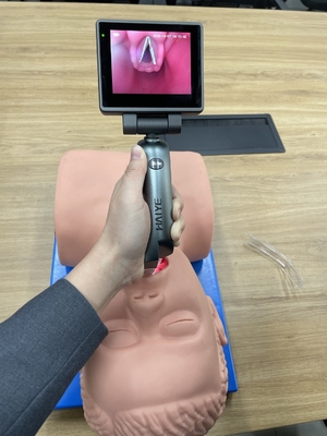 Endoscopio quirúrgico de la cuchilla del laringoscopio HD del sistema video reutilizable de la cámara pantalla táctil de 3,0 pulgadas